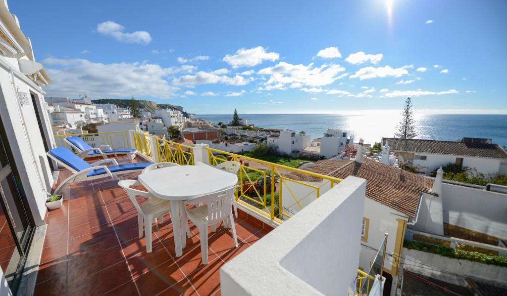 Appartement Luz Beach Ocean Front Apartment Travessa das Fontainhas nº 40 - 2º A, 8600-136 Luz