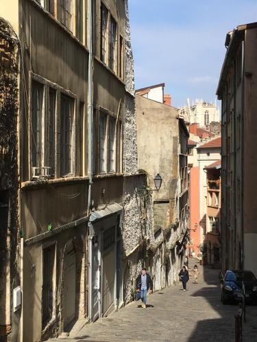 Appartement Lyon Standing Historic City Apartment 30 Montée du Gourguillon Lyon