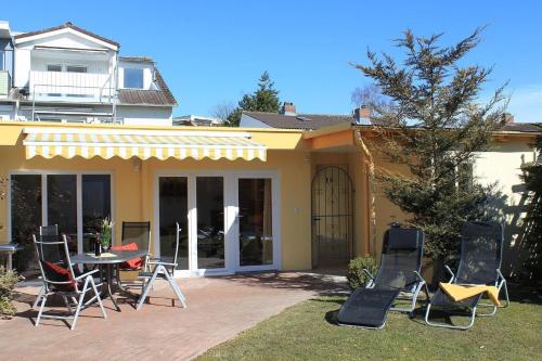 Maison de vacances M5 Bungalow - Apartmenthaus Marienburger Str 4 - FERIENDOMIZIL HOLLICH Marienburger Straße 4 Grömitz