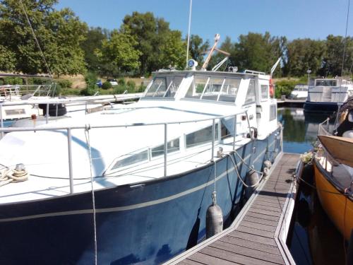 Bateau-hôtel Ma nuit insolite sur un bateau Chemin de l'Épervière Valence