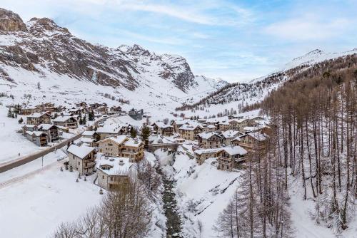 Chalet Madame Vacances Chalet Les Sources de l'Isère Le Fornet Val dʼIsère