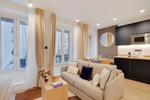 Magnificent apt exceptional location in the heart of Paris - Louvre Paris france