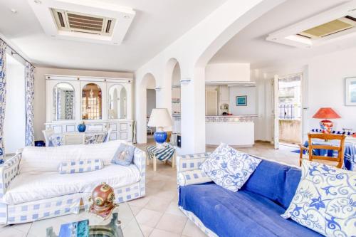 Maison de vacances MAGNIFICENT LUXURY home with GARDEN in BANDOL 3 Rue Renecros Bandol