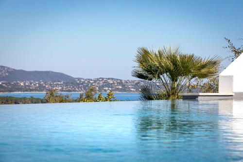 Magnificent villa 16p sea view PINARELLU beach 5M - Porto Vecchio 15min Zonza france