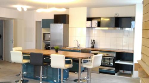 magnifique appartement 100m² hyper centre Luz Luz-Saint-Sauveur france