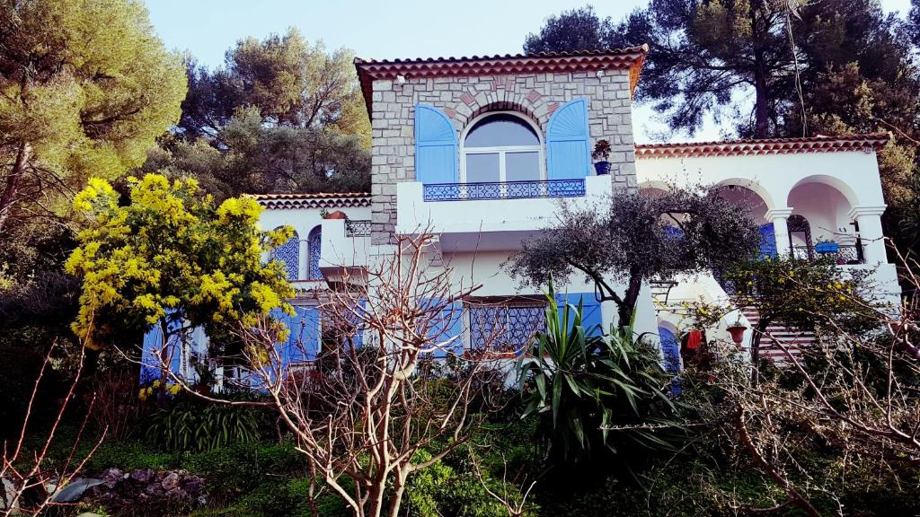 Maison de vacances Magnifique \ Cap d'Antibes 7 Avenue Georges Cuvier, 06600 Antibes