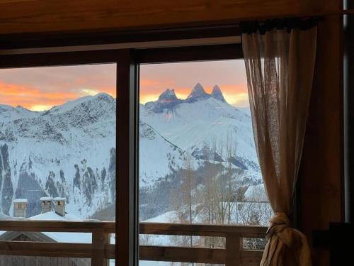 Appartement Magnifique chalet sur les pistes, le Paradis c'est ici ! route des champions La Toussuire