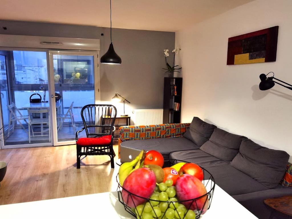 Séjour chez l'habitant Magnifique chambre avec patio 70 Avenue Laplace, 94110 Arcueil