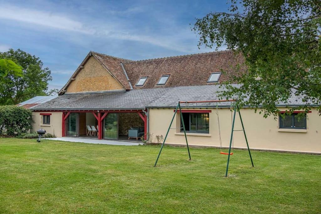 Maison de vacances Magnifique Gîte - 2 chambres - avec petit plan d'eau La Juperie, 37370 Saint-Paterne-Racan