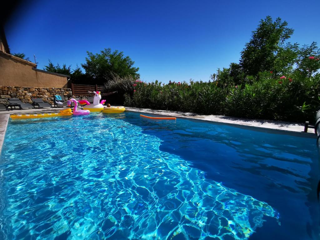 Maison de vacances Magnifique gite en pierres 6 personnes avec piscine privee Ardeche plein sud 116, chemin de la vigne, Lieu-dit \, 07230 Lablachère