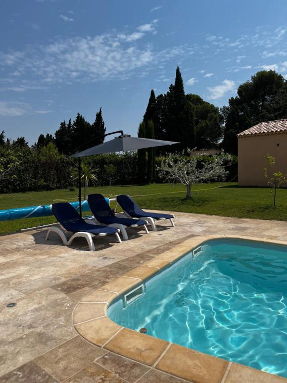 Maison de vacances Magnifique maisonnette Dépendance avec Piscine 158 Chemin de Saint-Christophe, 13160 Châteaurenard