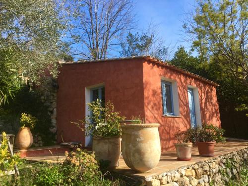 Magnifique studio dans maisonnette Tourrettes-sur-Loup france