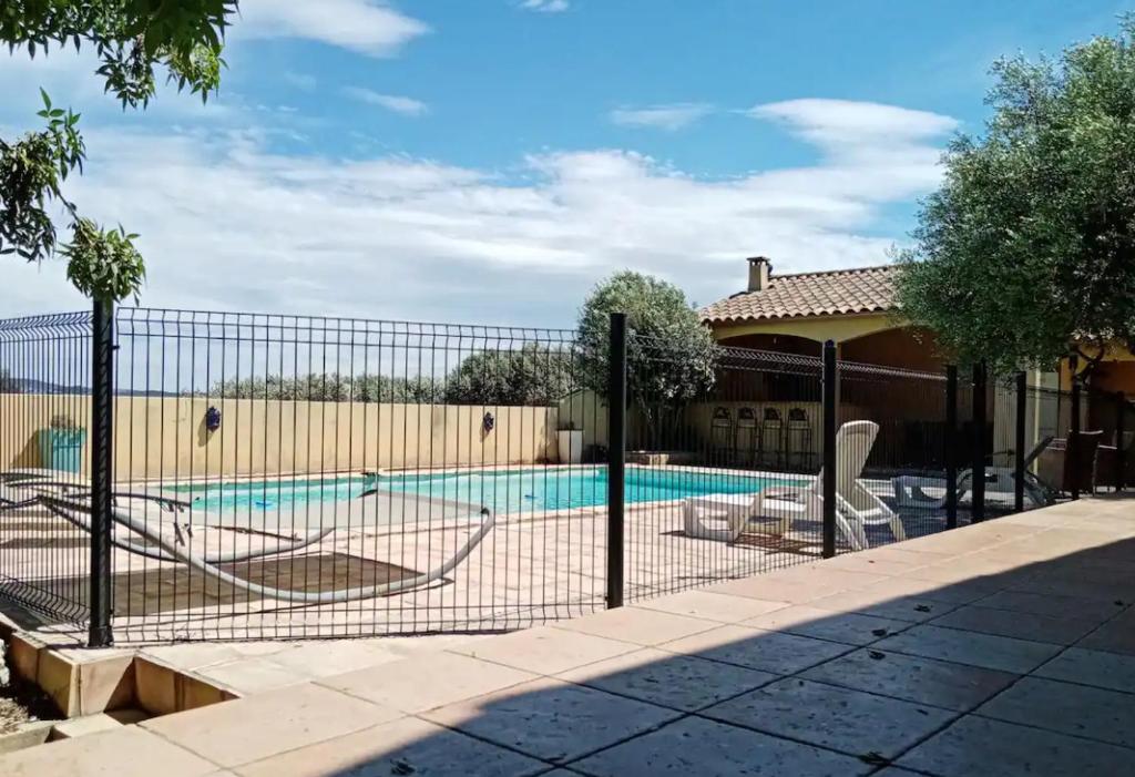 Villa Magnifique villa avec piscine 7 Chemin de la Fontaine, 34800 Brignac