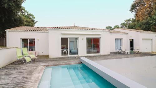 Magnifique villa avec piscine chauffée Saint-Georges-de-Didonne france