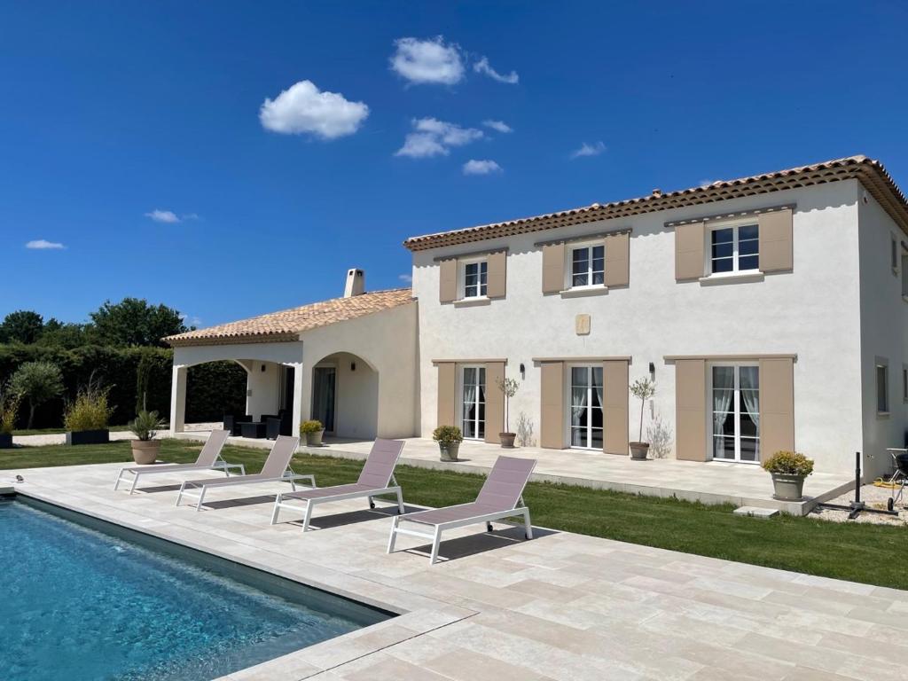 Villa Magnifique villa avec piscine sur les hauteurs d’Aix en Provence 455 chemin de Cipieres - Puyricard, 13540 Aix-en-Provence
