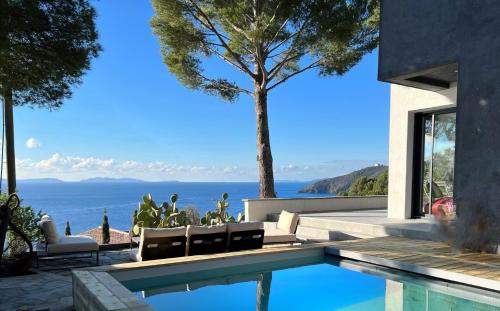 Villa Magnifique Villa Neuve Vue Mer 650 Avenue des Tritons Cavalaire-sur-Mer