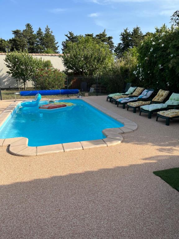 Villa Magnifique villa vue sur le jardin et piscine 5 Allée des Crecerelles, 84510 Caumont-sur-Durance