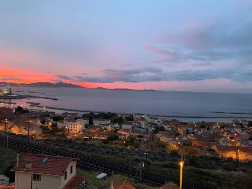 Appartement Magnifique vue sur la mer ... 170 Chemin de la Nerthe Marseille