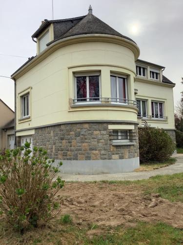 Maison 9 personnes La Chapelle-Caro france