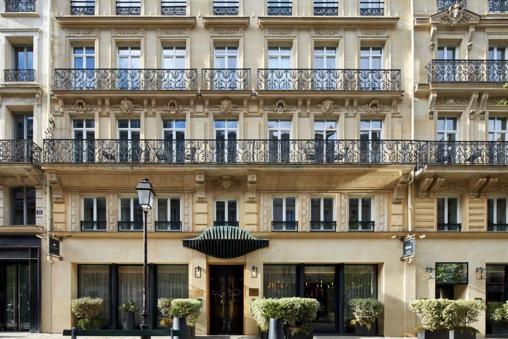 Hôtel Maison Albar Hotels Le Pont-Neuf 23-25 rue de Pont Neuf, 75001 Paris