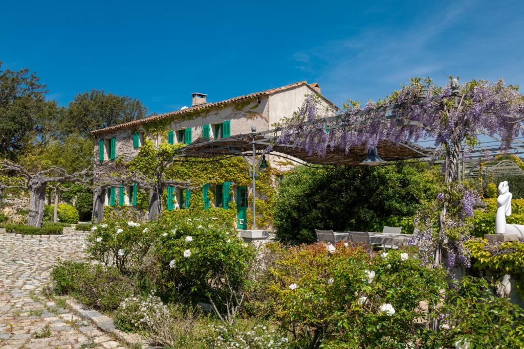 Villa Maison Angelvin 65 Chem. de la Pierre Plantée, 83990 Saint-Tropez