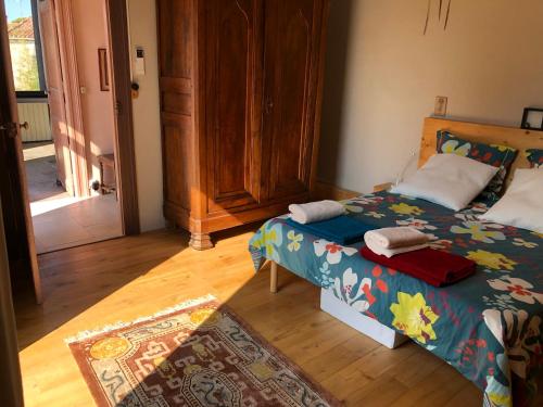 Maison au calme au coeur de village Saint-Georges-dʼOrques france