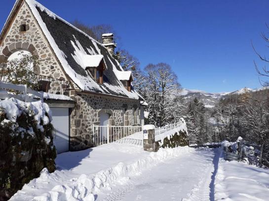 Maison de vacances Maison auvergnate 9 Rue de L’Abreuvoir, 15800 Vic-sur-Cère