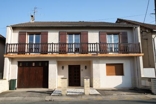 Maison avec jardin à 2mn du centre Périgueux france