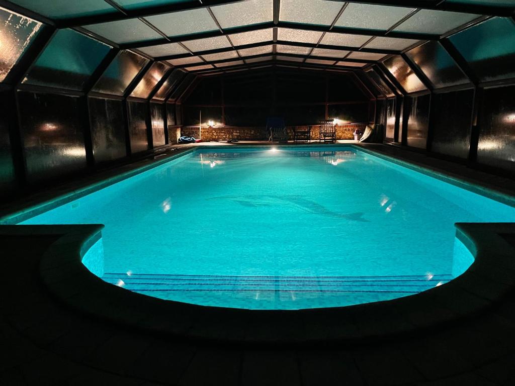 Maison de vacances Maison avec piscine à Honfleur 340 Route du Theil, 14600 Genneville
