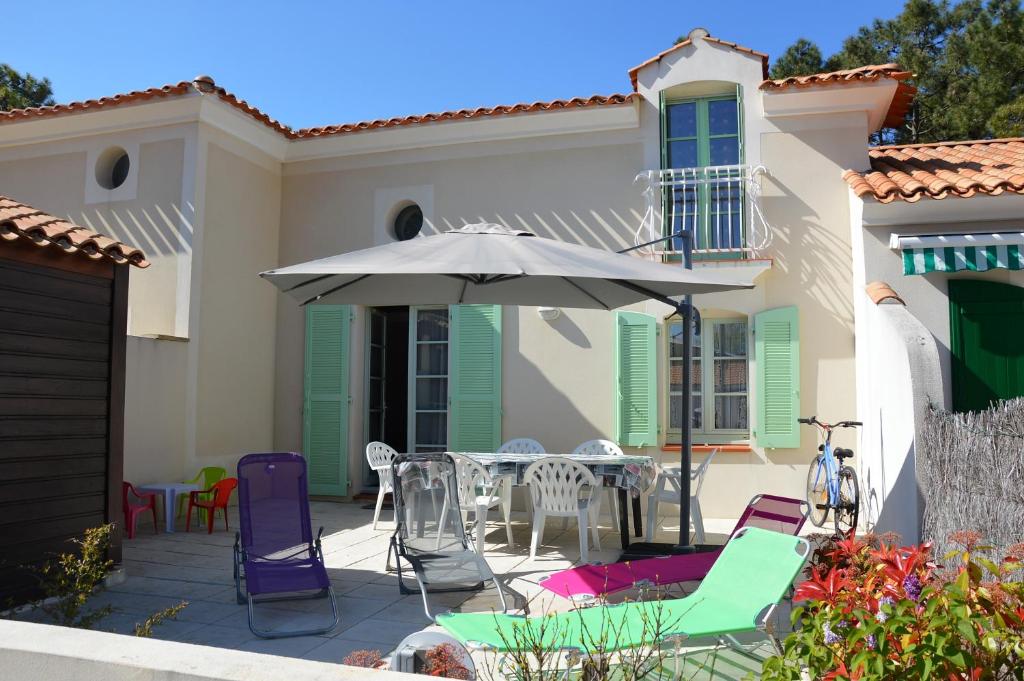 Maison de vacances Maison avec piscine collective, VM150 Avenue du Roseau Gaillard, 85160 Saint-Jean-de-Monts