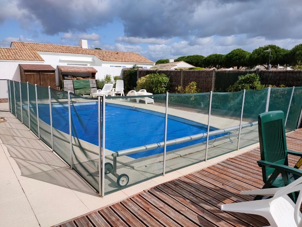 Maison de vacances Maison avec piscine privée, DVM48 Rue des Sables, 85160 Saint-Jean-de-Monts