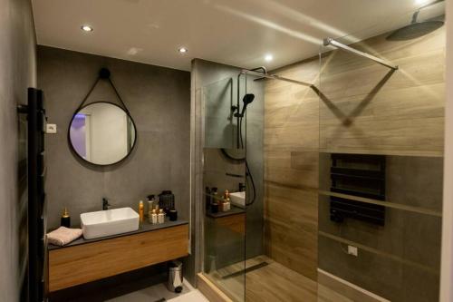 MAISON AVEC SPA PRIVATIF ( JACUZZI ET SAUNA) Bailleval france