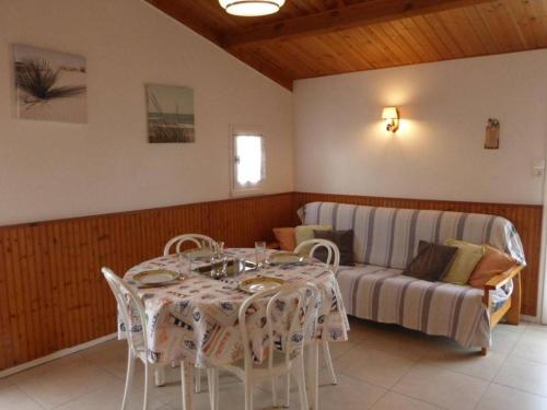 Maison de vacances Maison Bretignolles-sur-Mer, 2 pièces, 4 personnes - FR-1-224A-586 313 Place Des Anguilles - ParkingÂ°313 - Bretignolles-sur-Mer