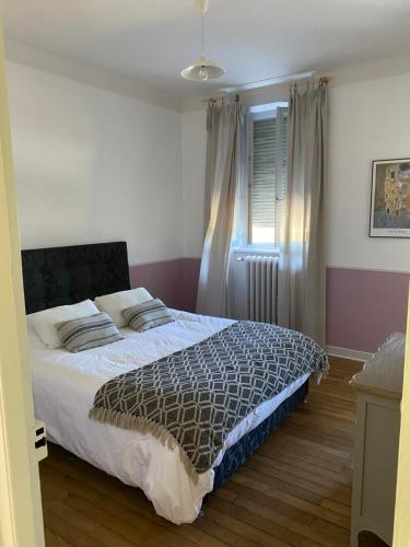Maison d'hôtes Maison chaleureuse avec piscine 21 Avenue de Juriol Le Palais-sur-Vienne
