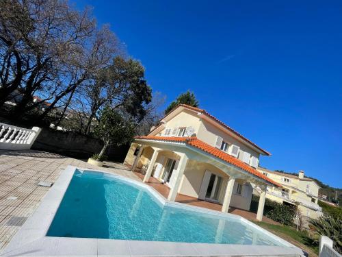 Maison chaleureuse avec piscine & vue panoramique Vale de Cambra portugal