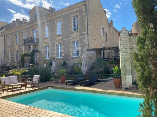 Maison Château-Gaillard Fontenay-le-Comte france