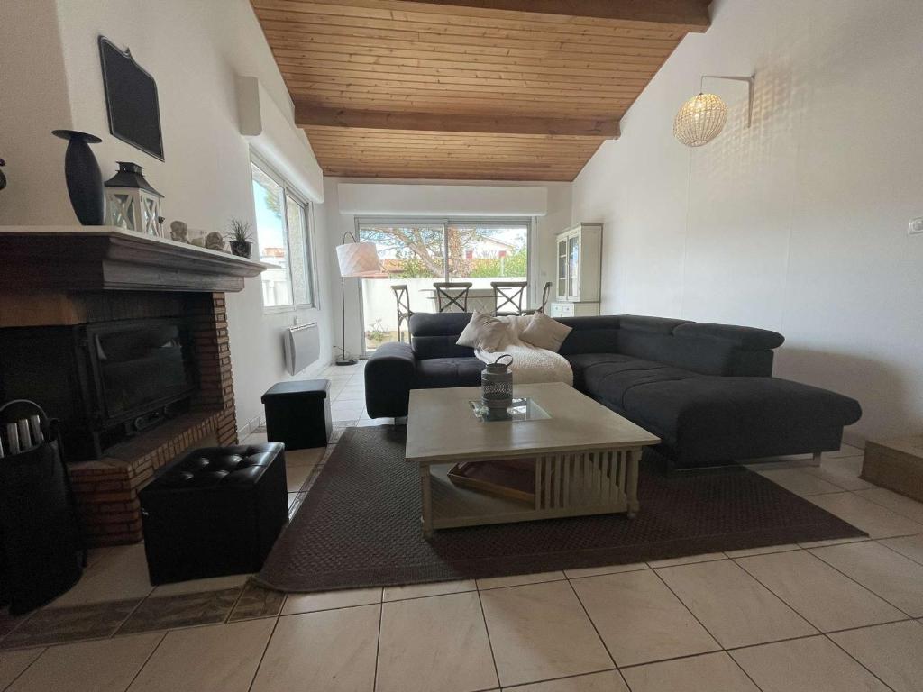 Maison de vacances Maison Châtelaillon-Plage, 5 pièces, 8 personnes - FR-1-246-556 3 BIS ALLEE DES TENNIS, 17340 Châtelaillon-Plage