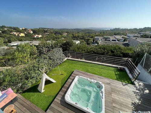 Maison d'artiste Vue mer & Jacuzzi Vallauris france