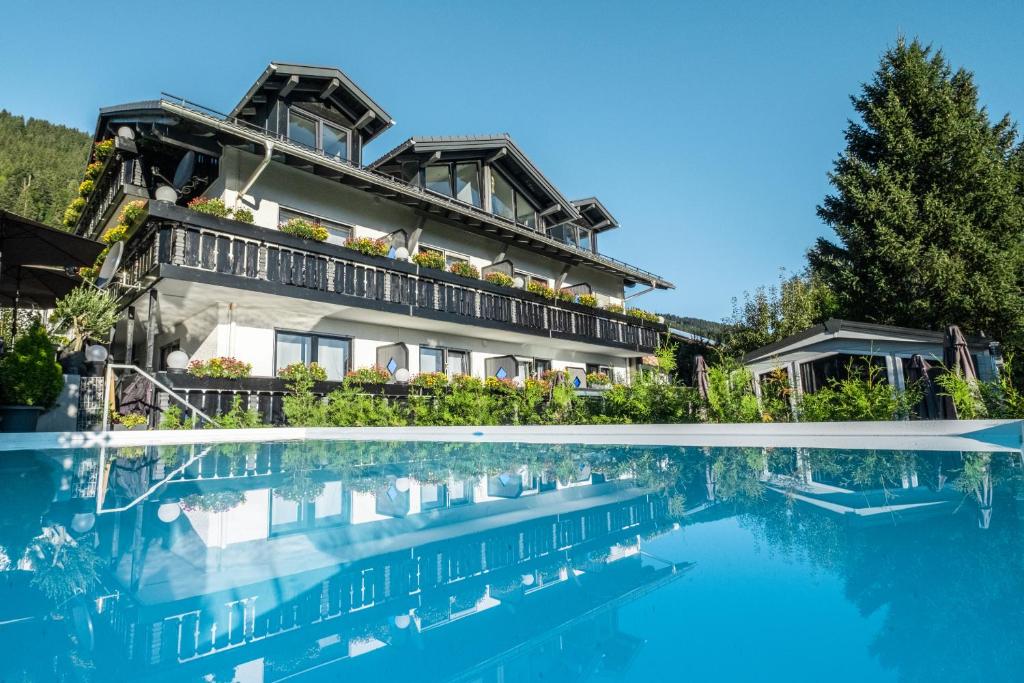 180Gradblick Bergweg 16, 87538 Kierwang