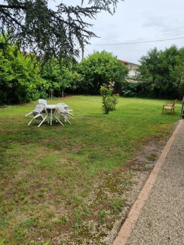 2 chambres indépendantes dans Maison de maitre