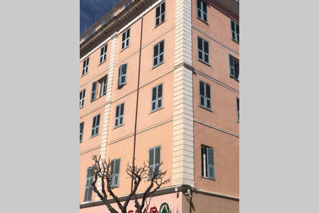 22 Oporto Guesthouse 4000-148 Porto