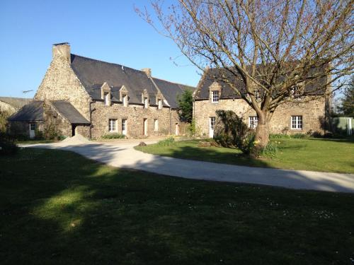 Maison d'hôtes Maison d'hôtes \ Lieu dit Biemlivien Saint-Coulomb