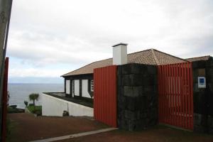 Maison d'hôtes A Casa do Ouvidor Estrada Regional Sao Miguel Arcanjo 9940-335 São Roque do Pico Açores