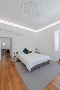 Almada Villa
