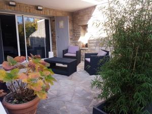 Maison d'hôtes Ambition Zen Presles 45 rue Pierre BROSSOLETTE 95590 Presles Île-de-France
