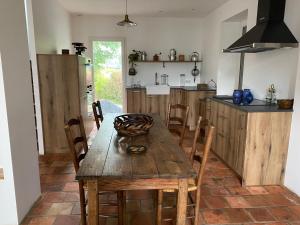 Maison d'hôtes Aou Saintou 4 Chemin de Gendre À Daban 64160 Morlaas Aquitaine