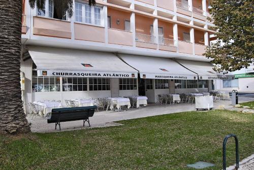 Atlantic Waves Accommodation ~ Carcavelos Beach