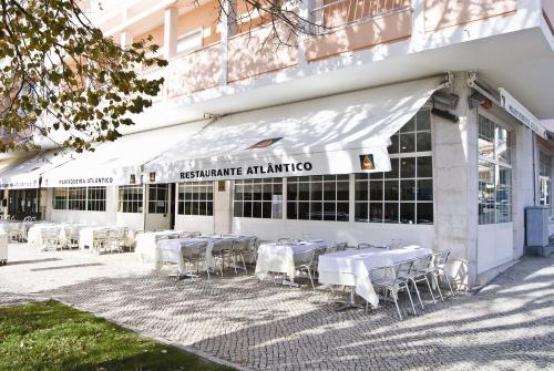 Atlantic Waves Accommodation ~ Carcavelos Beach