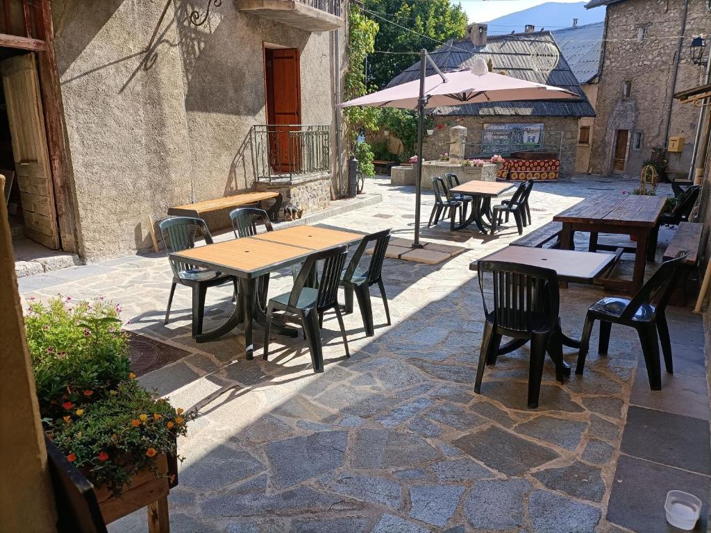 Auberge l'écureuil Le Village, 06470 Châteauneuf-dʼEntraunes