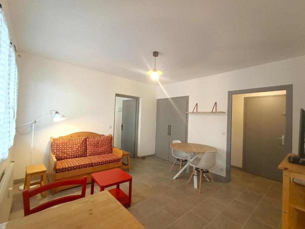 Aux Volets Bleu 47300 Villeneuve-sur-Lot